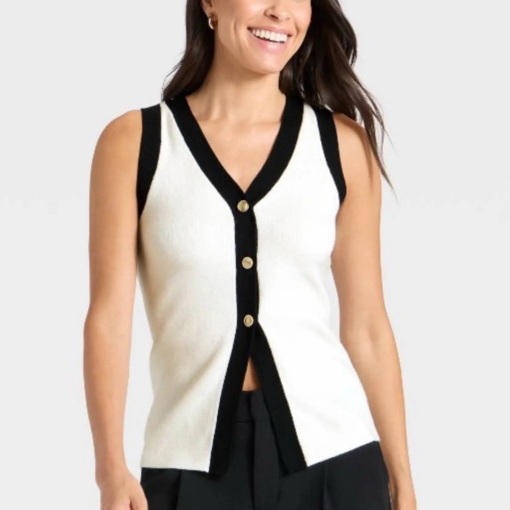 A New Day Black and White Sleeveless Blouse Size XS